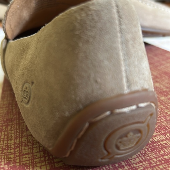 Born Suede Melinda Taupe Loafers NIB, never worn. Size 37, 6.5 - Picture 4 of 9
